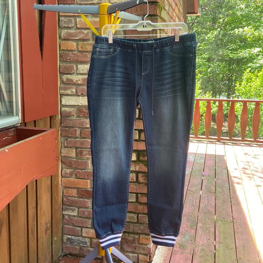 American Original Rewash Brand Juniors Size 11